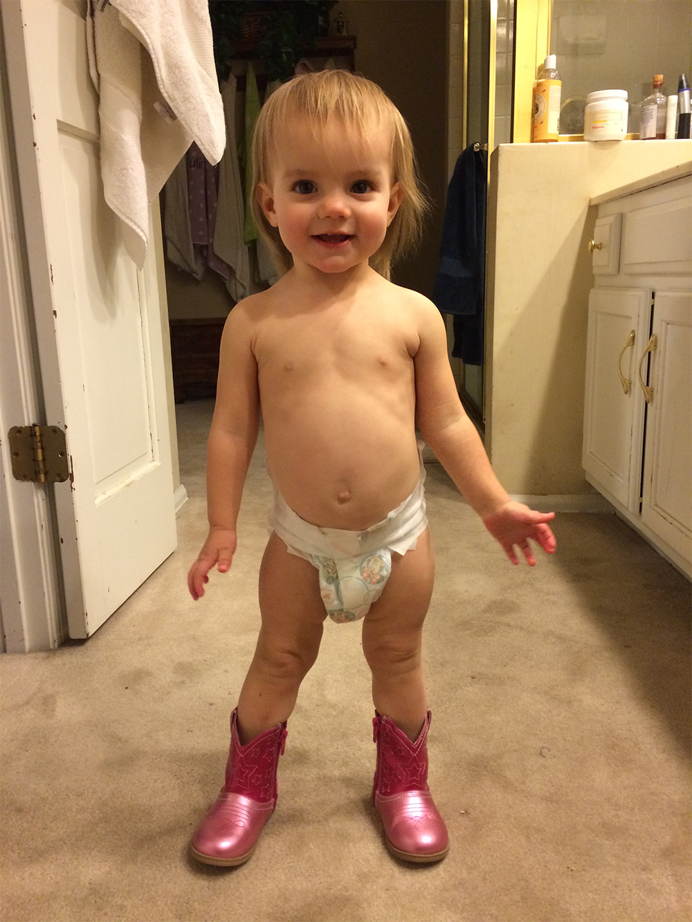 baby with full diaper