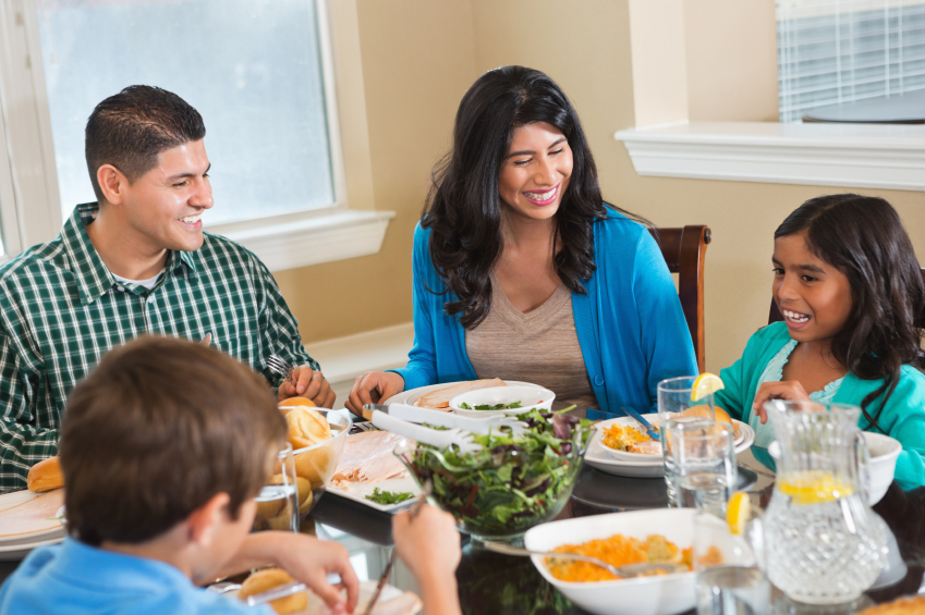 The Medical Benefits of Family Dinner: Five ways eating together keeps